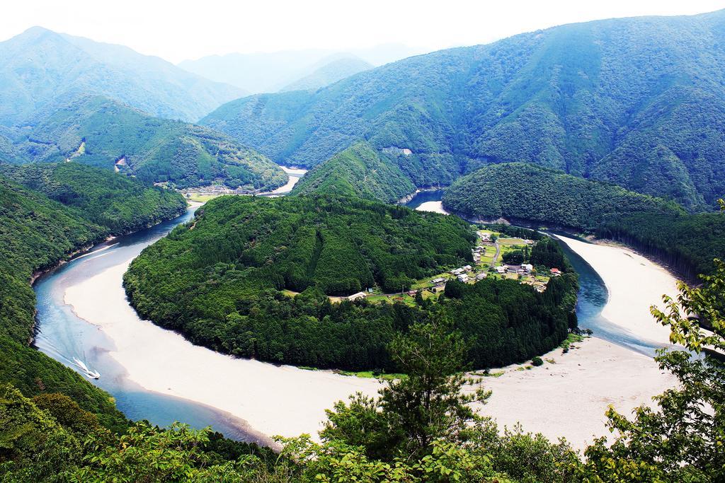 Iruka Onsen Hotel Seiryuusou Kumano Buitenkant foto