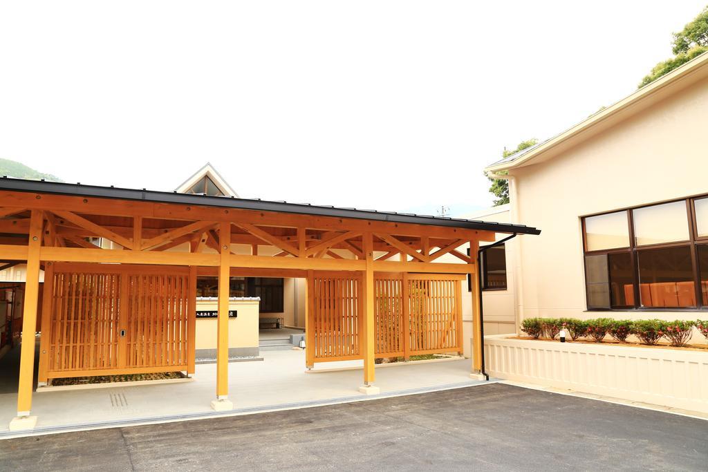 Iruka Onsen Hotel Seiryuusou Kumano Buitenkant foto